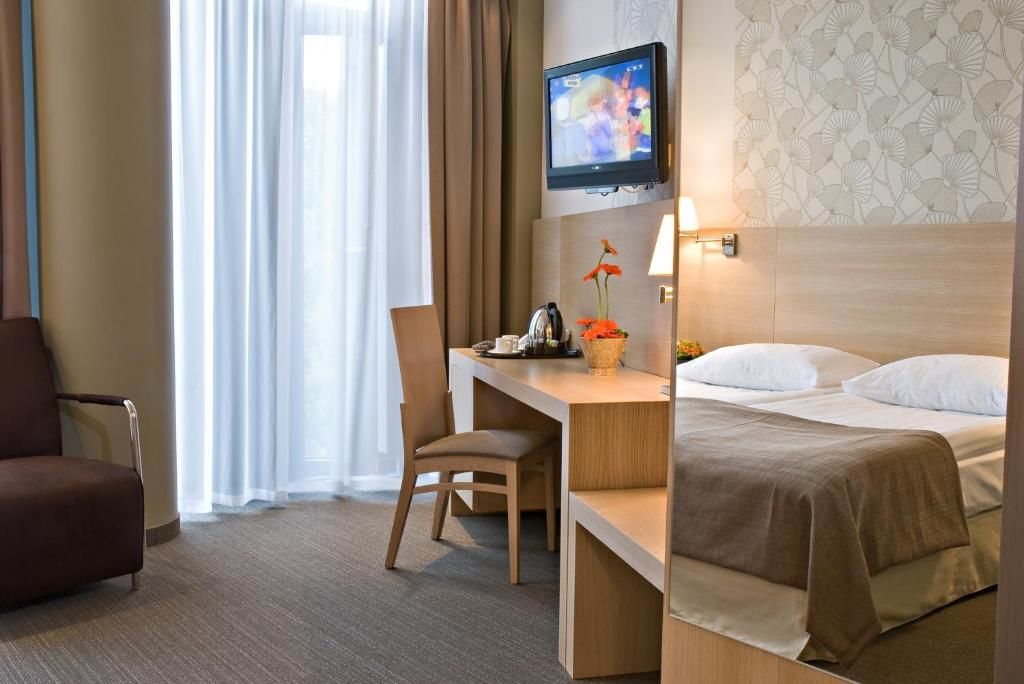 Отель Rixwell Elefant Hotel with FREE Parking Рига-39