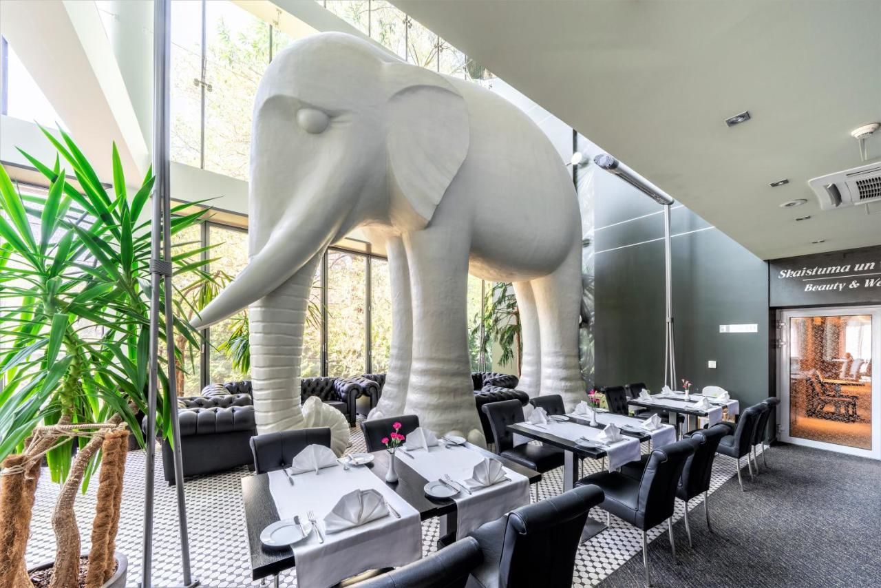 Отель Rixwell Elefant Hotel with FREE Parking Рига-7